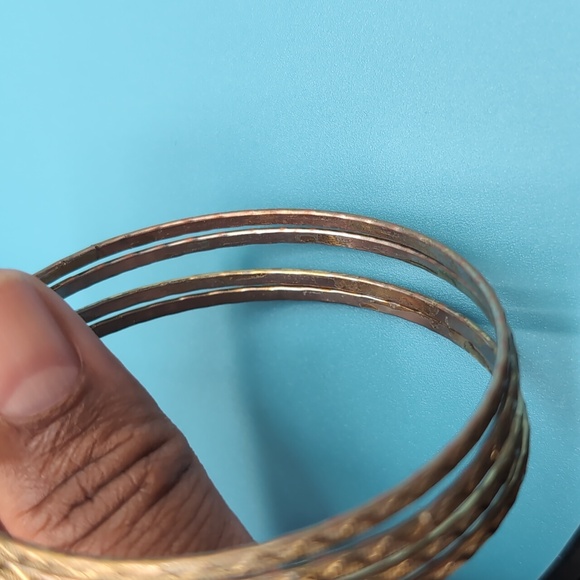 4 Gold Toned Textured Pattern Bangle Jingle Bracelets - Picture 10 of 10